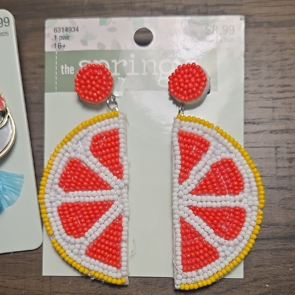 The Spring Shop Colorful Earrings Set - Picture 5 of 5